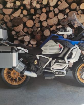 moto elettrica per bimbi  modello BMW GS  R1250 HP