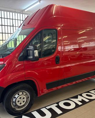 Peugeot Boxer 435 2.2 BlueHDi 140 S&S PLM-TA Furgo