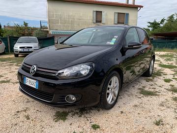 Volkswagen Golf 1.6 TDI DPF 5p. Highline