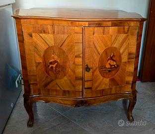 Mobile intarsiato 900'