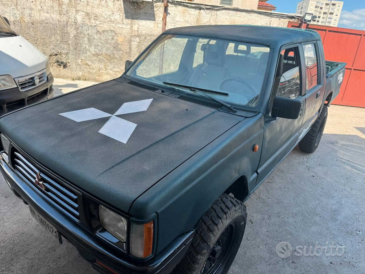 MITSUBISHI L200