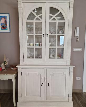 CREDENZA IN STILE PROVENZALE