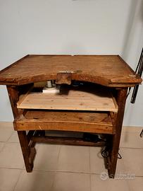 Banco da orefice in legno