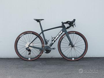 Bicicletta Trek Domane SL7