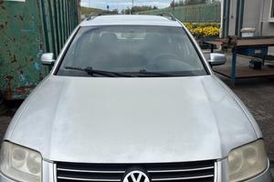RICAMBI VOLKSWAGEN PASSAT SW 1.9 DIESEL ANNO:2002