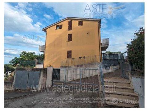 Box/Posto auto Osimo [A4320991]