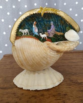 Presepe in conchiglia