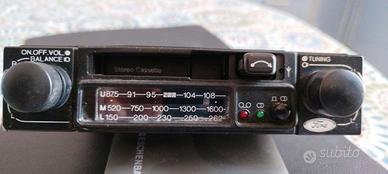 Autoradio Ford Taunus anni '70