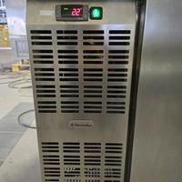 Tavolo refrigerato positivo 2 metri 4 porte - 230v