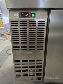 Tavolo refrigerato positivo 2 metri 4 porte - 230v