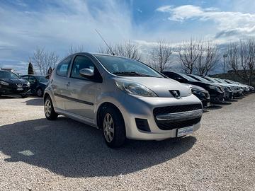 PEUGEOT 107 1.0 B - 2010