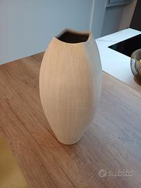 vaso in ceramica grezza
