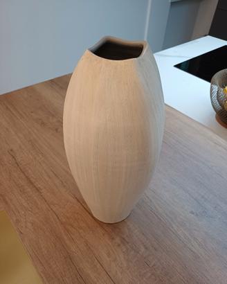 vaso in ceramica grezza