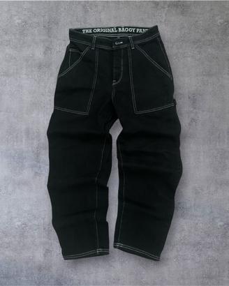 Pantaloni baggy neri con cuciture bianche