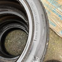 Gomme invernali Nexen 215/60 R17 quasi nuove