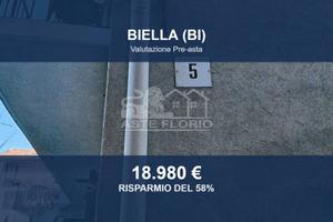 Immobile in asta di 138 m² con più di 5 locali a B