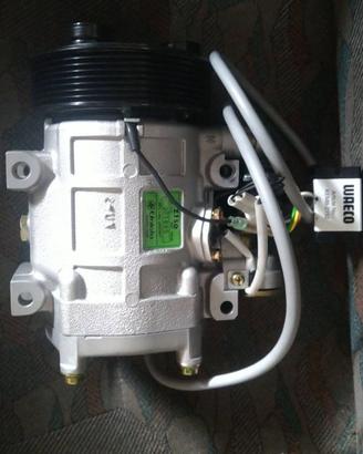 Compressore A/C Originale MercedesW124 8-16V Waeco