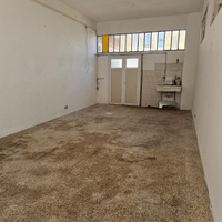 Locale ad uso deposito