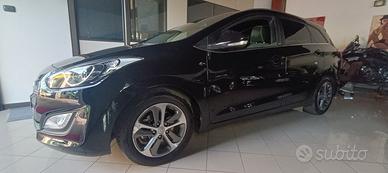 Hyundai i30 Wagon 1.6 CRDi SOLO 120MILA KM PREZZO 