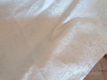 Tovaglia colore avorio