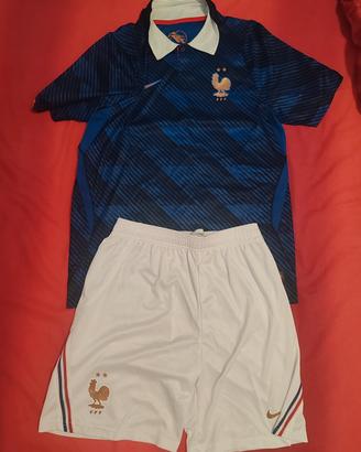 Completo calcio Francia
