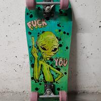 Skateboard Old School, Aliens Zone.