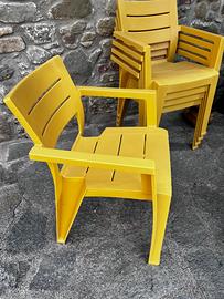 Sedie da esterno gialle resina