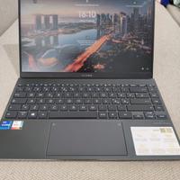 PC Asus Zenbook 14 - UX425E - IntelCore i7