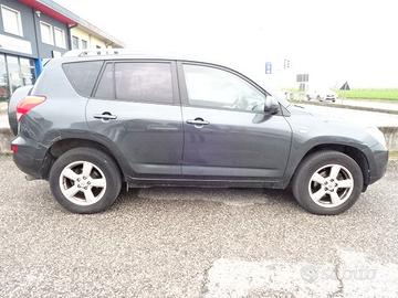 TOYOTA RAV 4 - D4D GASOLIO ((4X4))