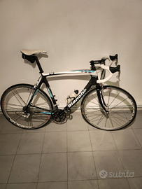 Bicicletta da corsa bianchi in carbonio