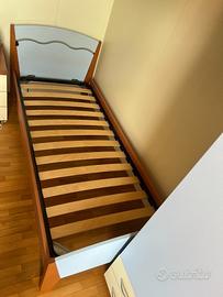 Letto singolo legno chiaro