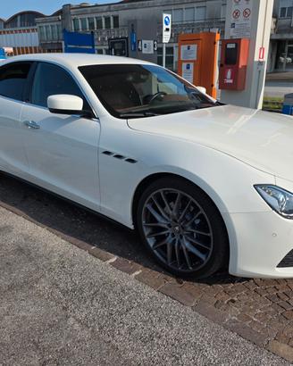Maserati Ghibli V6 Diesel 275 CV con 169.000km