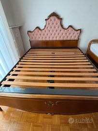 Letto matrimoniale in noce anni 60