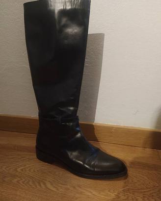 Stivali Hugo Boss in pelle nr 40 1/2