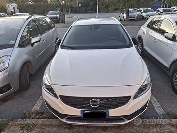volvo v60 cross
