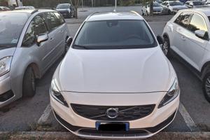 volvo v60 cross
