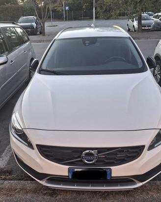 volvo v60 cross