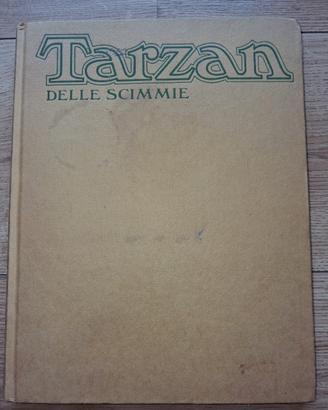 Libro vecchio Tarzan delle scimmie.
