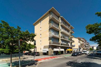 3 LOCALI A GRUGLIASCO