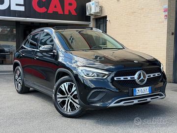 MERCEDES-BENZ GLA 200 d Automatic Business (TETT