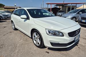 VOLVO V60 D2 Business
