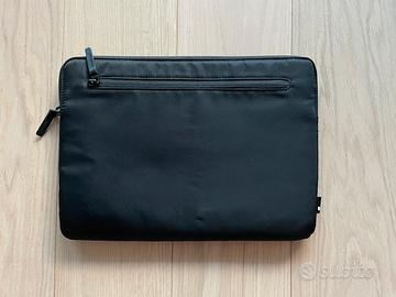 Incase Comoact Sleeve per iPad Pro 12.9”