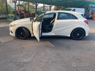 Mercedes classe A180 amg premium
