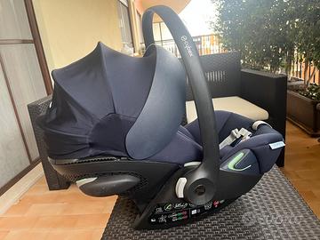 CYBEX Cloud G i-Size Plus/Ocean Blue-navy ovetto