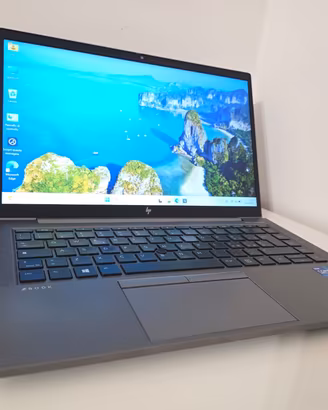 💻 HP ZBook Firefly 14 G8 – i7 | 16 GB | 256GB SSD