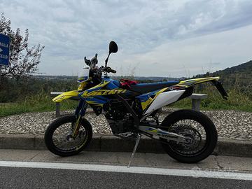 SUZUKI VALENTI SM 125 Z