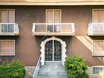 Palazzo / Stabile di 531 m² a Segrate