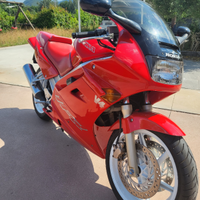 Honda VFR 750