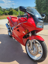 Honda VFR 750