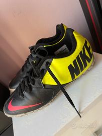 Scarpe calcetto nike